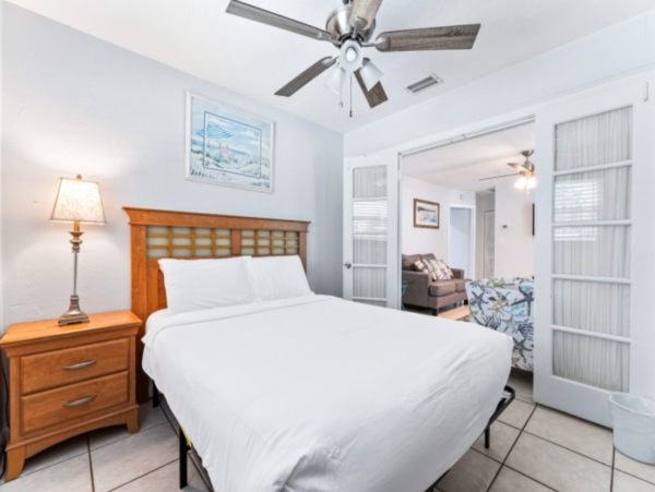 Lovely Three Bedroom Vacation Rental in Siesta Key